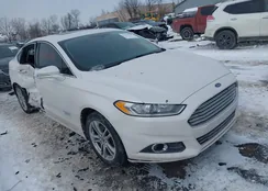 3FA6P0SU8GR340261: 44305785