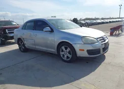 3VWRM71K08M156968: 44307072