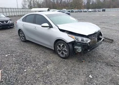 3KPF24AD8ME317907: 44307893