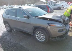 1C4PJMDB8GW359067: 44307997