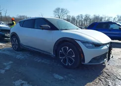 KNDC3DLC3N5075934: 44309357