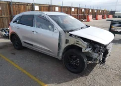 KNDCC3LC8J5142192: 44309474