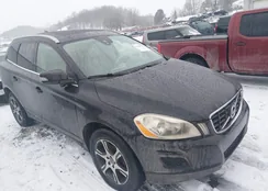 YV4902DZ8C2280719: 44309557