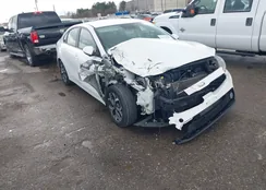 3KPF24AD4LE149262: 44310398