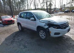 WVGBV3AX7EW596246: 44312576