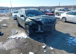 1C4PJMLX1KD287758: 44313281