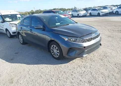 3KPF24AD2PE633128: 44313392