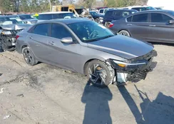 KMHLS4DG4RU709697: 44312763