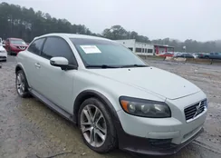 YV1MK672482063909: 44313701