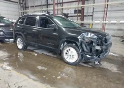 1C4PJMDS1GW101957: 44316542