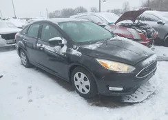 1FADP3E20HL332075: 44317561