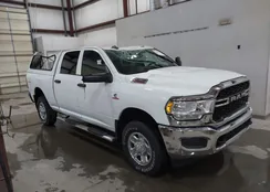 3C6UR5CL7PG503872: 44319523