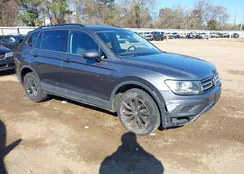 3VV1B7AX0JM064977: 44318941