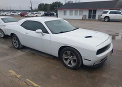 2C3CDZAG0GH209721: 44319782