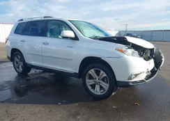 5TDDK3EH5CS104481: 44322166