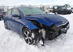 3KPF24AD6LE144967: 44323443