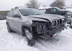 1C4PJMBB9JD559395: 44323454