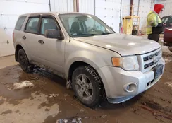 1FMCU0C77AKB64132: 44323614