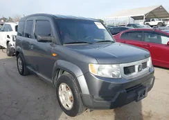 5J6YH2H33BL002049: 44327352