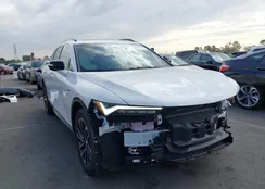 4W5KHNRL0RZ512445: 44327356