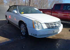 1G6KD57Y56U185379: 44328255