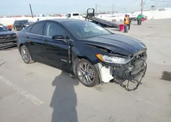 3FA6P0LU4HR216746: 44329372