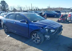 3KPF24AD8LE166856: 44328772