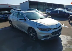 1G1ZE5ST0HF148535: 44330271