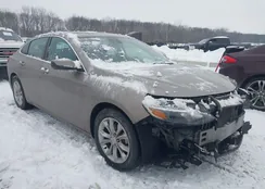 1G1ZD5ST0PF242660: 44330301