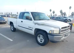 3B7HC13Z81M500545: 44330430