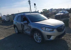 JM3KE4DY1E0389957: 44331748