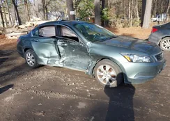 1HGCP267X8A105032: 44333086