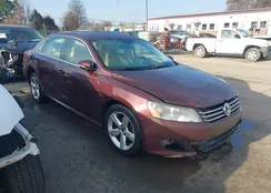 1VWBH7A31CC068617: 44333592