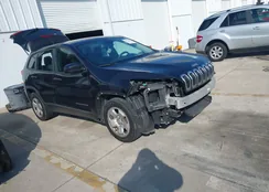 1C4PJLAB8EW148804: 44333646