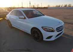 W1KWF8DB1MR647193: 44335218