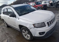 1C4NJCBA5GD611557: 44335930