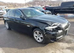 WBAFR1C5XBC748279: 44345836