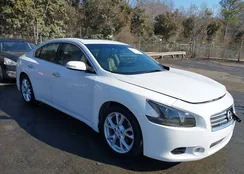 1N4AA5AP7EC482830: 44348048