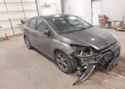 1FADP3F27DL151824: 44350946