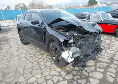 3MVDMBBM1SM840126: 44351323