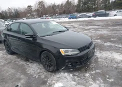 3VWD17AJXEM307126: 44353403