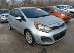 KNADM5A35C6021131: 44352567