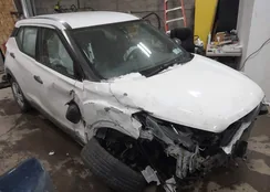 3N1CP5BV1LL561896: 44353960