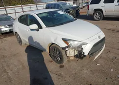 3MYDLBYV5KY523383: 44354546