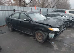 KNAGG4A87A5428994: 44356235