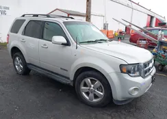 1FMCU041X8KB85769: 44357213