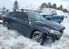 3KPF34AD6ME422975: 44357639