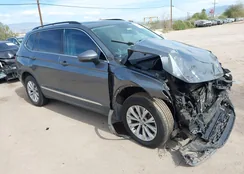 3VV3B7AX5JM054910: 44359232