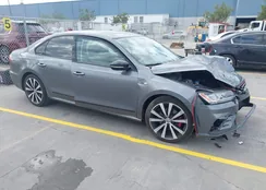 1VWJM7A32JC040264: 44360365