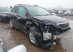 2T2HK31U69C121386: 44361916